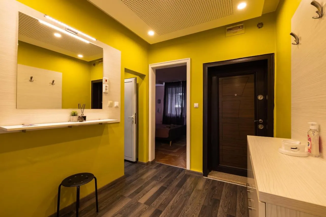 Fancy Downtown Flat Apartment Varna