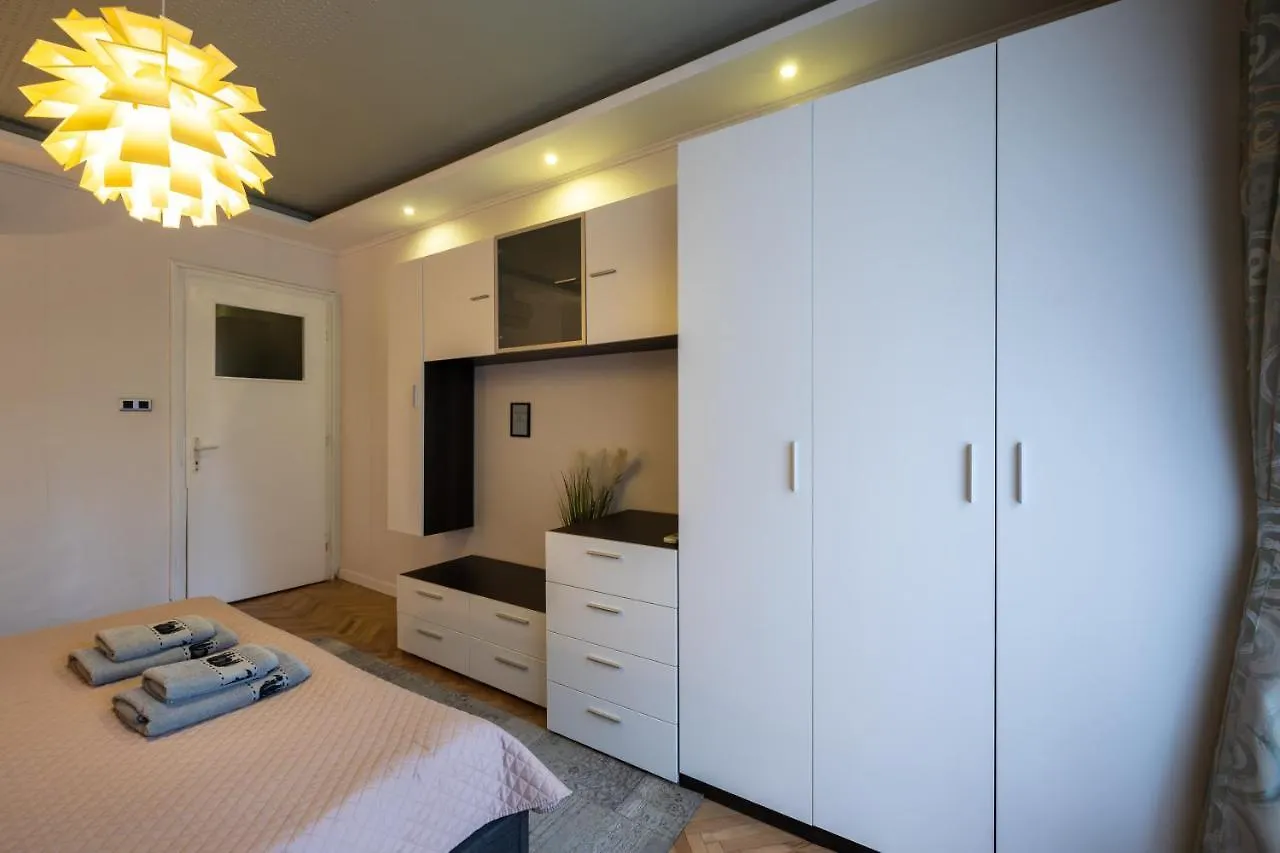 Fancy Downtown Flat Apartment Varna Bulgaria
